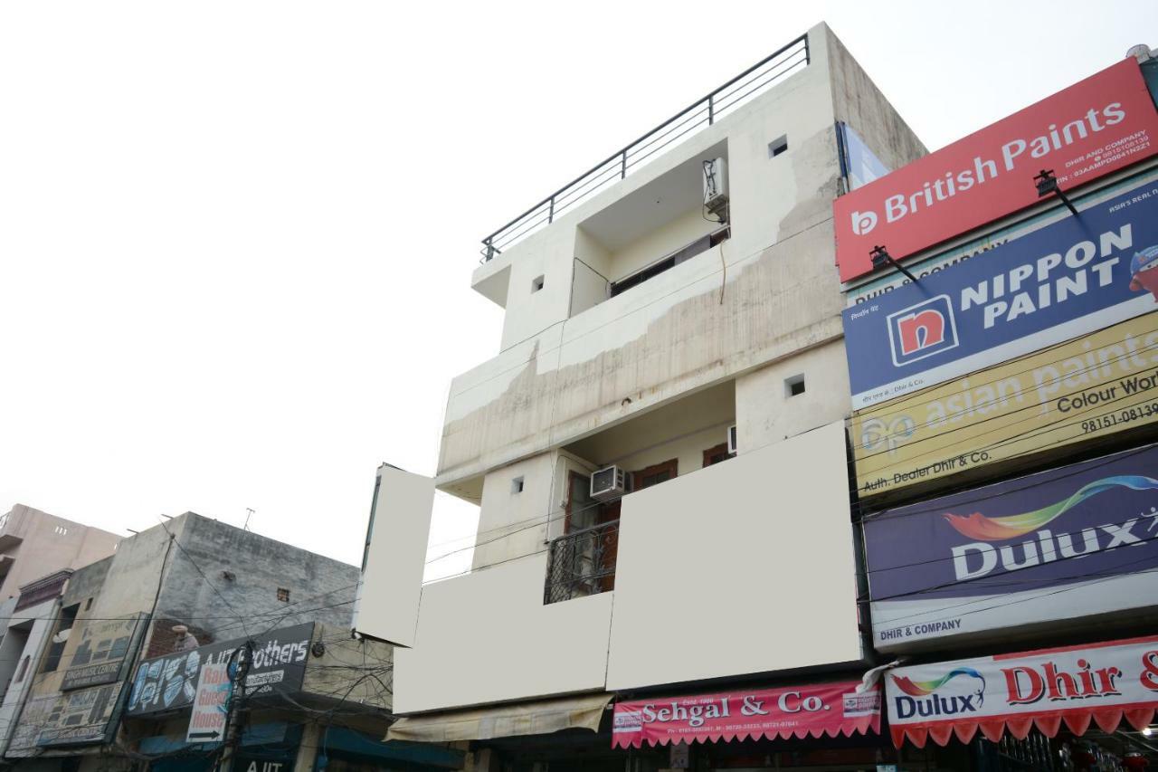 Oyo 28179 Ambay Guest House Jalandhar Luaran gambar