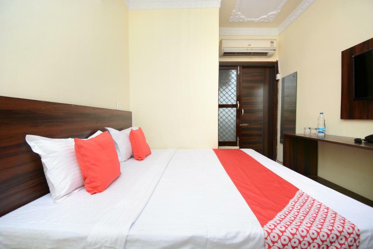 Oyo 28179 Ambay Guest House Jalandhar Luaran gambar